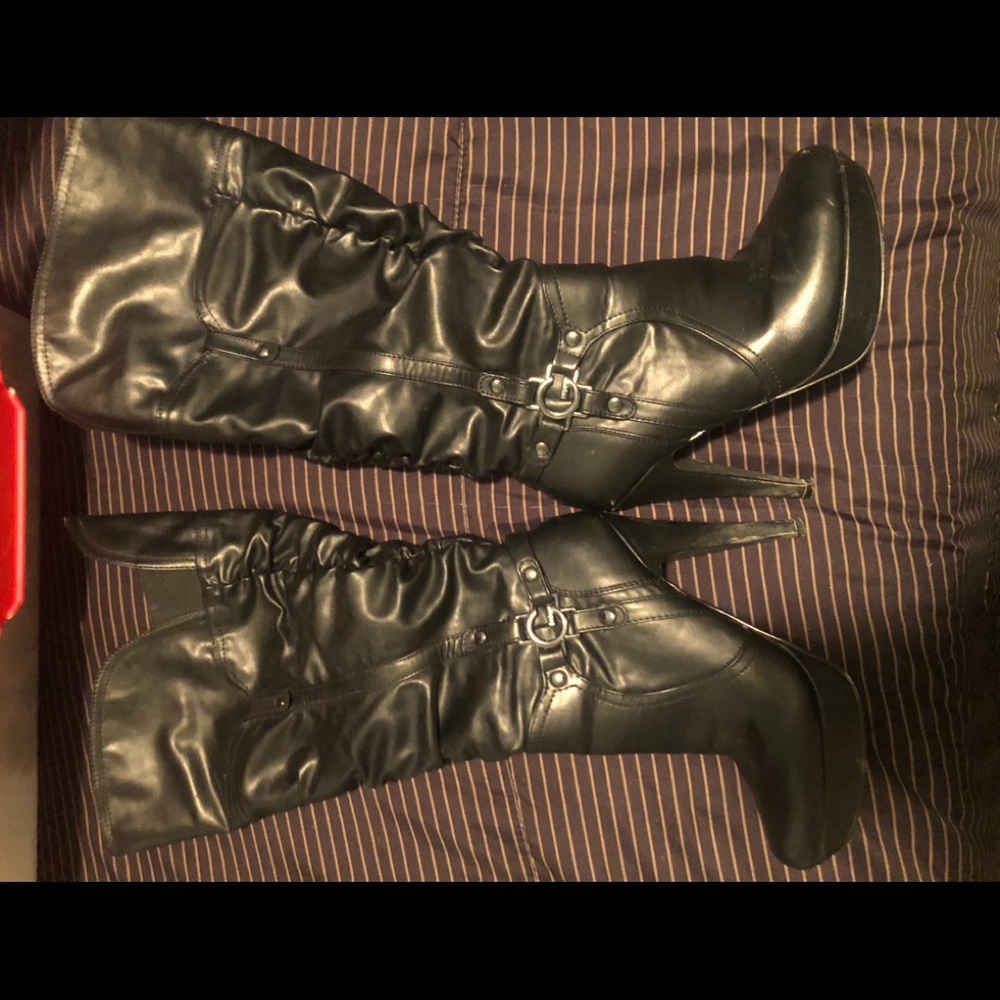 Guess leather stiletto boots